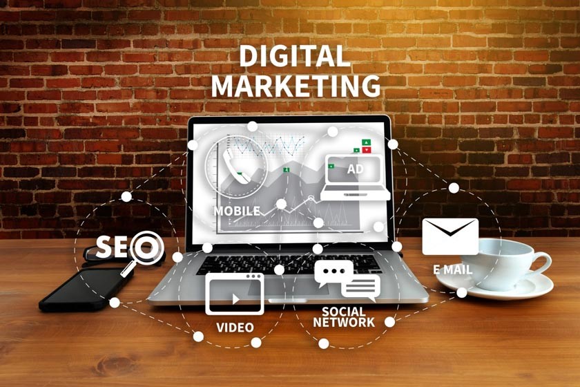 بازاریابی سنتی بهتر است یا بازاریابی دیجیتال؟